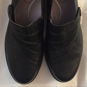 Dansko Black Leather Casual Shoes Size 40